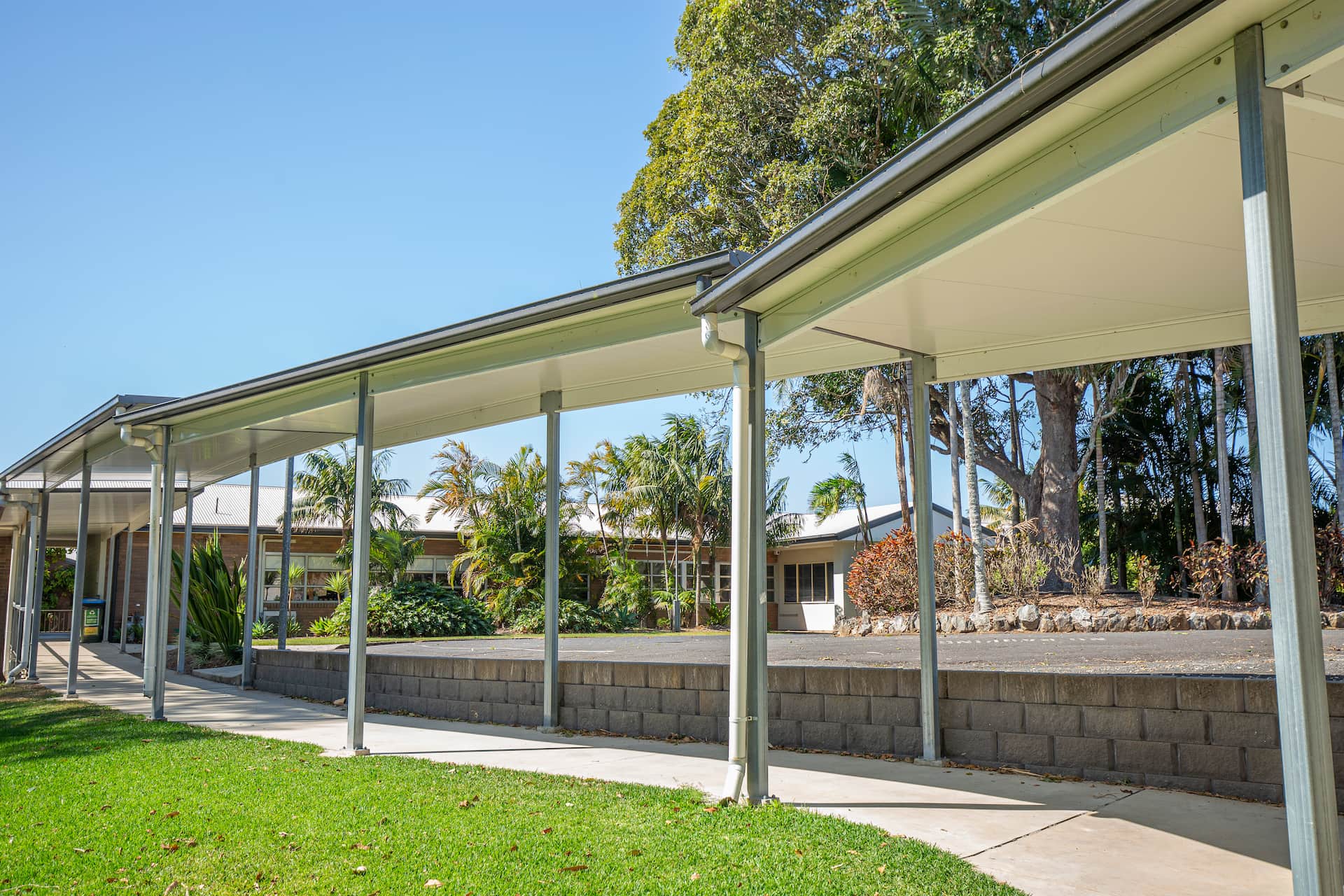 Aluminium & RHS Posts Ausdeck Building Systems